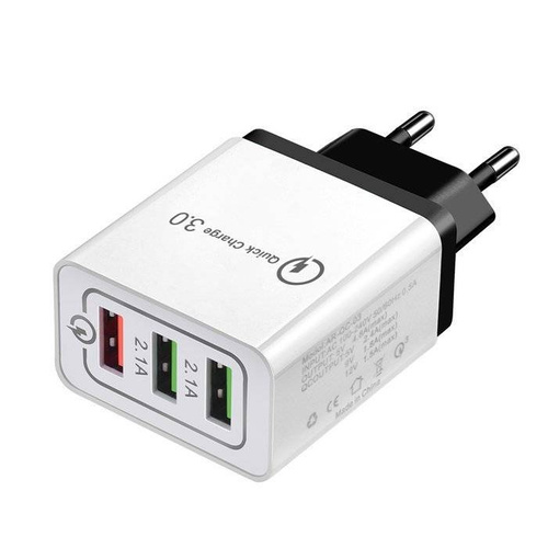 Schnellladegerät mit 3 USB-Anschlüssen | Quick Charge 3.0 | CA-001