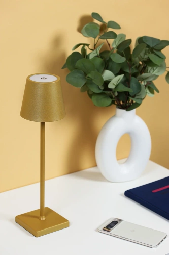 Tischlampe mit eingebautem Akku | Berührungsempfindliche Nachttischlampe | HJA28-GOLD-1