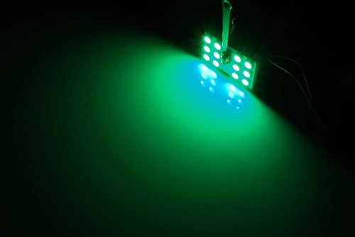RGB-LED-Panel-Kit | 2 LED-Panels 12 SMD 5050 RGB | Farbfernbedienung | C5W- und W5W-Adapter