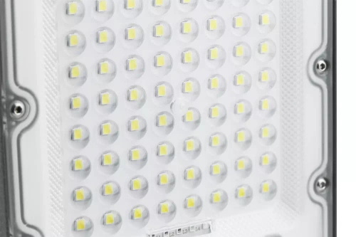 Set LED Fluter 200W + Solarpanel 6V/12W mit Fernbedienung | 3500 lm, 9000 mAh, IP66