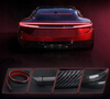 Drittes Bremslicht unter dem Spoiler, am Heck des Autos | LED | Länge 120 cm | Carbonimitat, selbstklebendes Klebeband