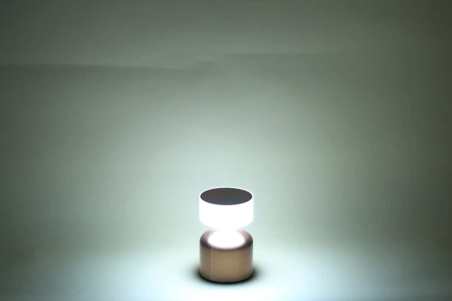 Tischlampe mit integriertem Akku | Nachtlicht mit drei Leuchtfarben | Stimmungsvolle Lampe für Hotel, Restaurant | HJA44-COPPER