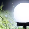 Solar-Gartenlampe Weiße Kugel | Erdspieß, Bodenmontage | 10cm | YNG-105-WC