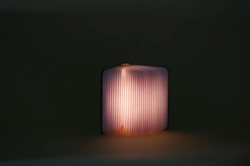 Tischlampe in Buchform | LED-Nachtlicht | Stimmungsvolle Lampe für Wohnzimmer, Schlafzimmer | XL-1856