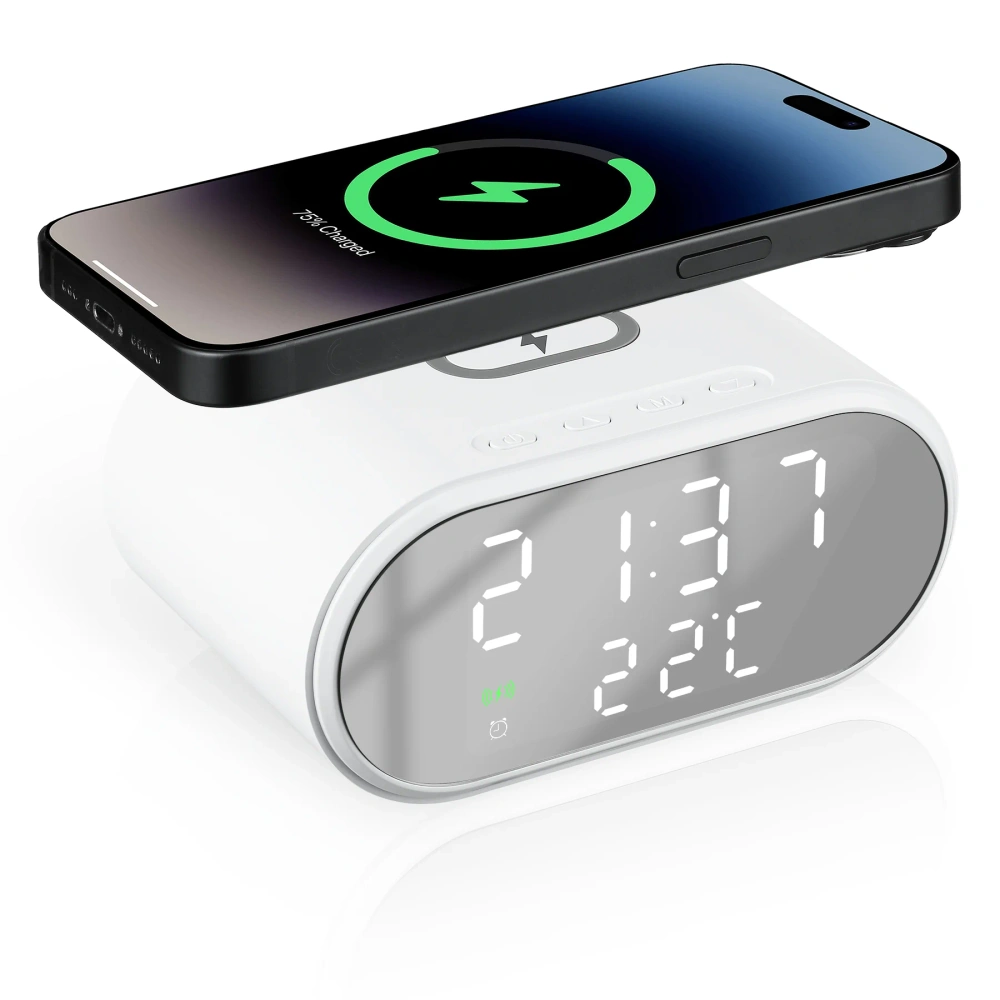 Weißer Wecker mit LED-Anzeige und kabellos ladendem Handy obenauf