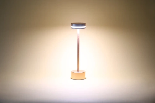 LED-Tischlampe | Moderne Nachttischlampe mit eingebautem Akku | ATL08-COPPER