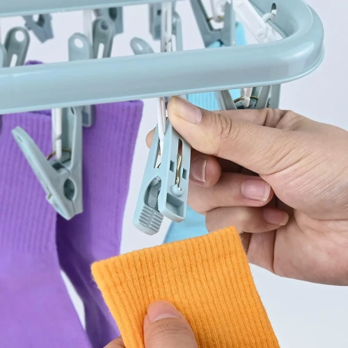 Hängender Wäscheständer für Kleidung, Unterwäsche und Socken | Wäscheständer für Unterwäsche | 32 Clips | SDC-D032-BLUE