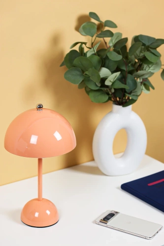 Stilvolle Tischlampe | Kabellose Nachtlichtlampe mit drei Leuchtfarben | HJA27-1-PINK