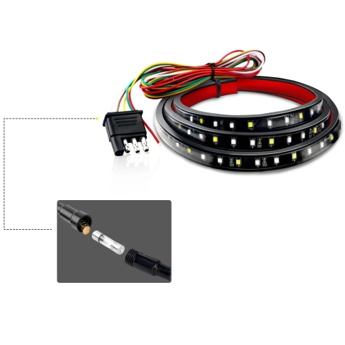 Dritte Bremsleuchte unter dem Spoiler, am Heck des Fahrzeugs | LED | 150 cm