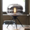 Stilvolle Nachttischlampe mit Glaslampenschirm | Moderne Glas-Tischlampe | BH-233-SCHWARZ