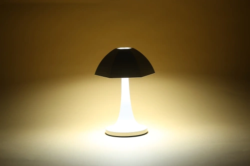 Moderne LED-Tischlampe | Berührungslose Lampe mit integriertem Akku | YG-D005-W