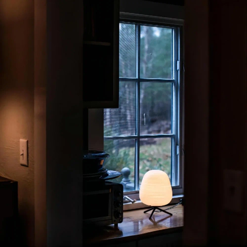 Tischleuchte mit Milchglas-Schirm | Glas-Nachtlampe | CSD-C2027-W