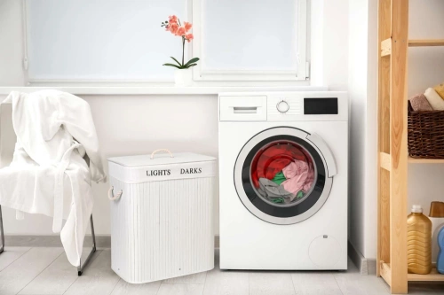 Weißer Wäschekorb | Bambus Spielzeugkiste | Holzwäschekorb | Zweikammer Wäschesammler für das Badezimmer | ZYL-100L-WEISS