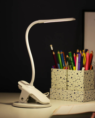 LED-Tischleuchte mit Tischklemme | USB-Anschluss | Touch-Schalter | MT-812A