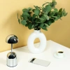 Kabellose Nachtlampe mit eingebautem 2000 mAh Akku | Moderne Tischlampe mit einstellbarer Leistung und Lichtfarbe | YG-D019-Silber