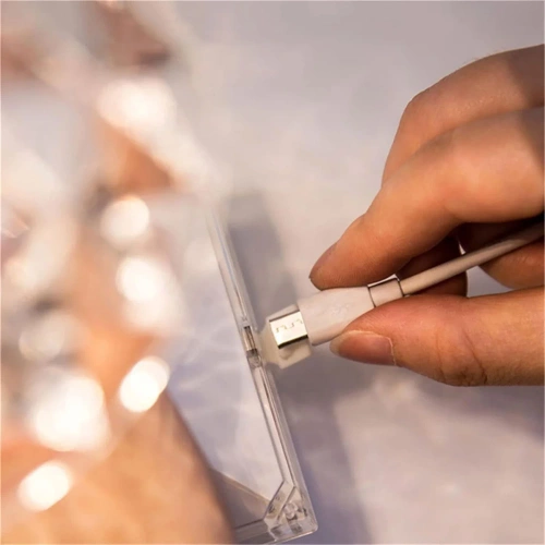 LED-Tischleuchte | Kristall-Design, Touch-Bedienung, modern | DTL-C03-WYN