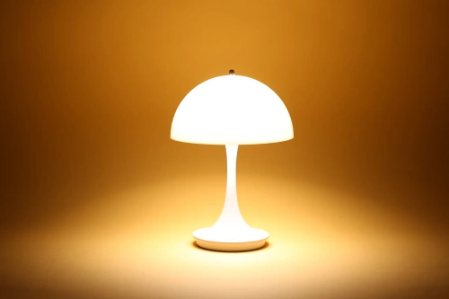 Moderne LED-Tischlampe | Touch-Lampe mit integriertem Akku | YG-D012-O