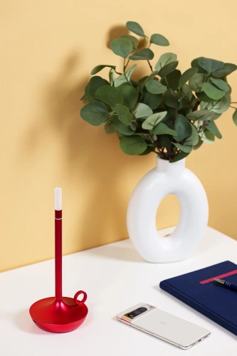 Moderne Tischlampe | Nachtlicht mit eingebautem Akku | HJA31-RED