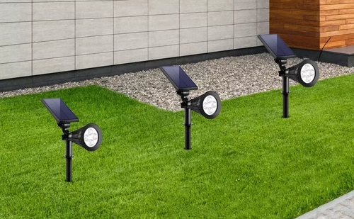 Solar-Gartenlampe LED mit Erdspieß | weiß, warmweißes Licht | Strahler SPOT | 250lm, 2200mAh, 4 LED | YNG-4LED