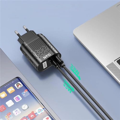 GAN | 65-W-Schnellladegerät mit USB- und PD 3.0-Anschlüssen (USB-C).