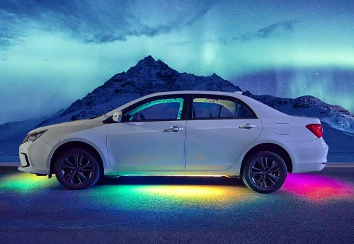 LED-Unterbodenbeleuchtung | Flexible RGB-Bänder | Bluetooth-Konnektivität mit Telefon-App | Gurtlänge: 90 cm x 2 und 120 cm x 2