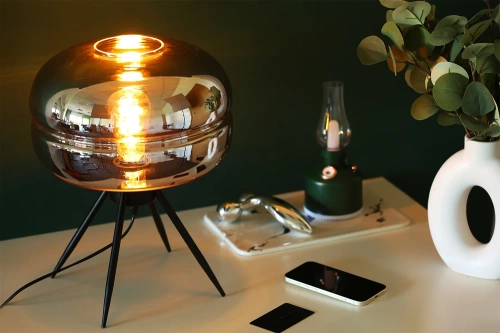 Stilvolle Nachttischlampe mit Glaslampenschirm | Moderne Glas-Tischlampe | BH-233-SCHWARZ