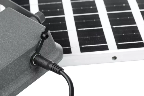 LED-Flutlicht 100 W mit Fernbedienung | 2.500 lm, 6.000 mAh, IP66 | LD66-100W