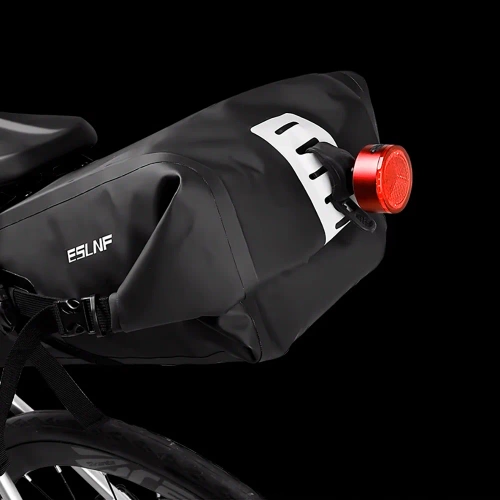 Fahrradtasche wasserdicht | 10 l | Bikepacking-Satteltasche mit Reflektoren | unter dem Sattel | BCB-004