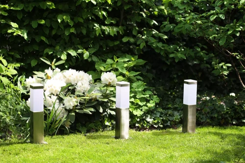 Gartenleuchte stehend, quadratischer Pfosten für E27-Leuchtmittel | 45 cm, 230 V, Edelstahl | LLF-45CM