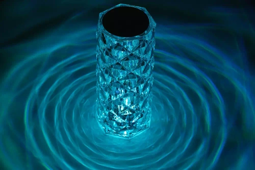 LED-Tischleuchte Kristalloptik | Rosenmuster, 16 RGB-Farben, Touchpanel, Fernbedienung, USB-C-Kabel, 2.000 mAh Akku | RPL-C16-RGB