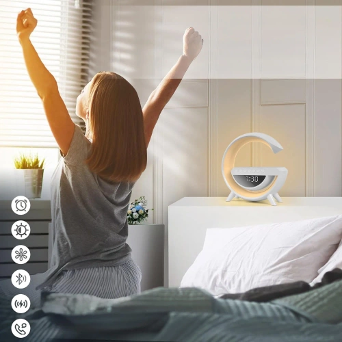 LED-Wecker mit kabelloser Ladefunktion, Bluetooth-Lautsprecher und RGB-Nachtlicht | Multifunktionsuhr | BT3401