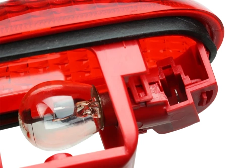 Drittes Bremslicht | LED-Rückleuchte | Spezieller Streifen für RENAULT MASTER, TRAFIC | LY143-1
