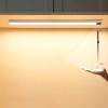 LED-Möbelleuchte mit Bewegungsmelder | kabelloses Nachtlicht mit Sensor | Unterbauleuchte 40 cm | HSL-S40CM-BLACK