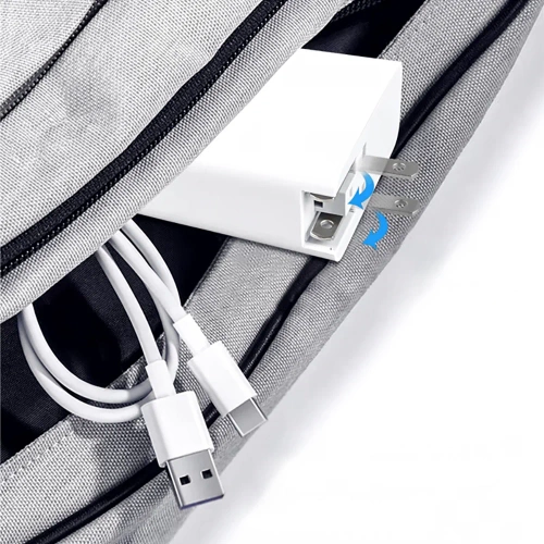 GAN | 100-W-Wandladegerät mit USB 3.0- und USB-C-Anschlüssen