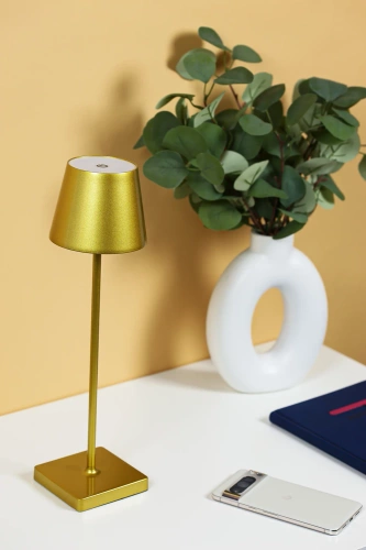Tischlampe mit integriertem Akku | Berührungsempfindliche Nachttischlampe | HJA18-GOLD