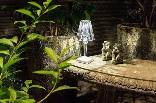 LED-Tischleuchte | Kristall-Design, Touch-Bedienung, modern | DTL-C03-WYN