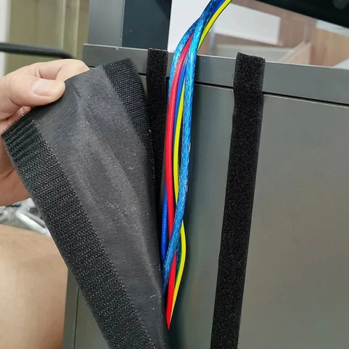 Klettband einseitig – Flauschband | selbstklebend, 2 Meter | WCK-02-2M