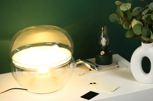 Stilvolle Tischlampe | Moderne Nachtlampe | Glaslampe | BH-258-TS