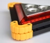 Taschenlampe - Warnblinkleuchte mit 3x LED und Powerbank-Funktion, betrieben mit 4x AA oder 2x 18650 | W838v2