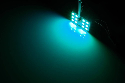 RGB-LED-Panel-Kit | 2 LED-Panels 12 SMD 5050 RGB | Farbfernbedienung | C5W- und W5W-Adapter