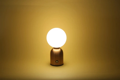 Elegante Tischleuchte mit einstellbarer Farbe und Lichtintensität | Berührungsempfindliche Nachtlampe mit eingebautem Akku | YG-D031-KUPFER