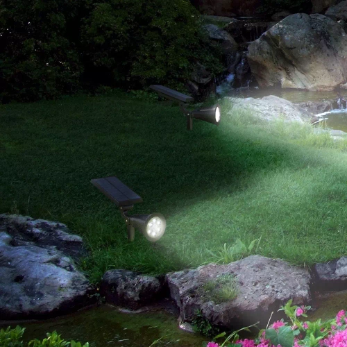 Solar-Gartenlampe LED mit Erdspieß | weiß, warmweißes Licht | Strahler SPOT | 250lm, 2200mAh, 4 LED | YNG-4LED