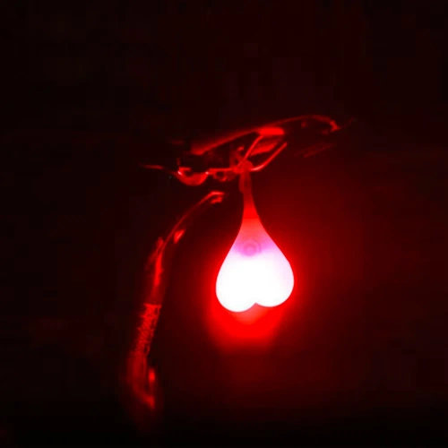 Herzförmiges LED-Fahrradrücklicht | Wasserdichtes Silikonlicht mit drei Betriebsmodi | DKD-032