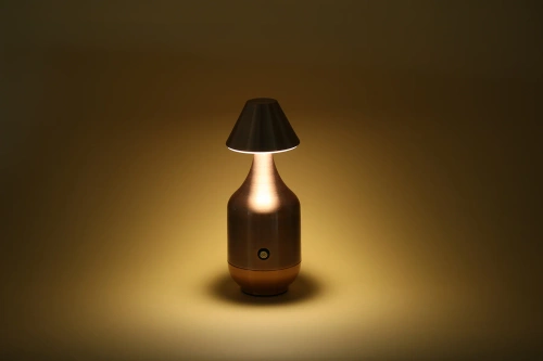 Kupferfarbene LED-Tischleuchte mit eingebautem Akku | Berührungsempfindliche Nachtlampe mit einstellbarer Leistung und Farbe | Moderne Lampe für Restaurants, Hotels und Wohnzimmer | YG-D030-KUPFER